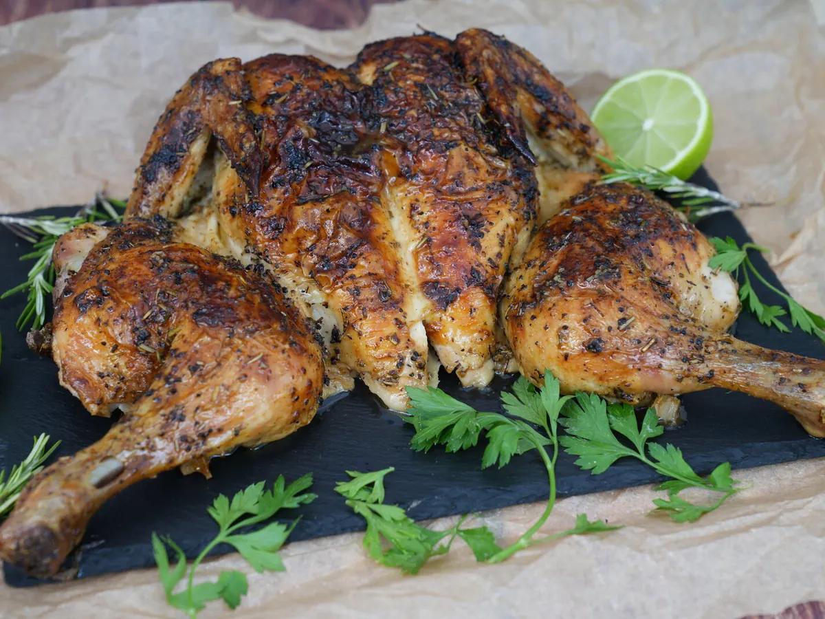 Pollo Asado al Horno Crujiente y Jugoso